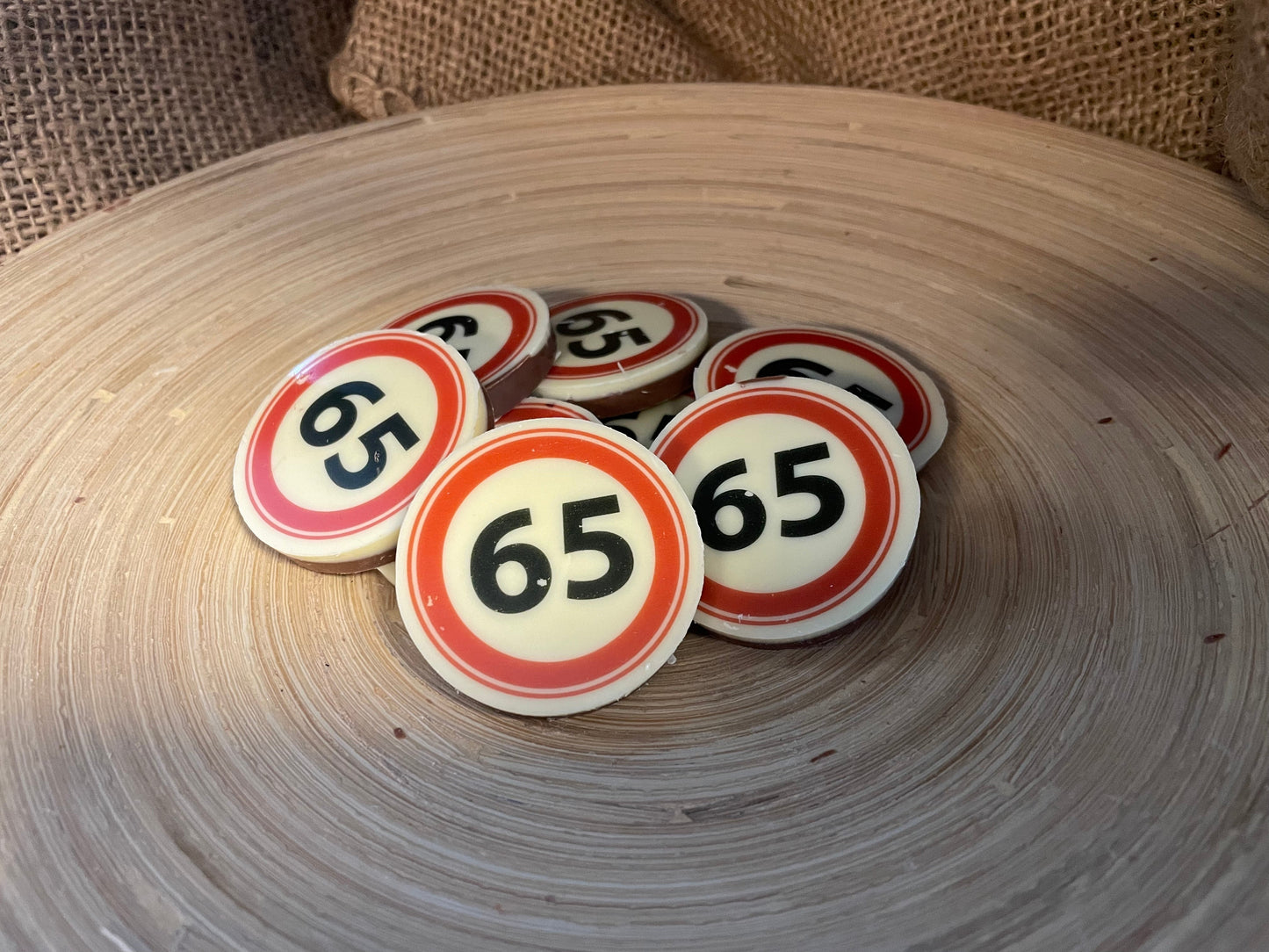 Schokoladenrondellen Verkehrsschild 65 – 18 Stück (Geburtstag / Jubiläum)