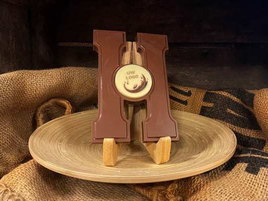 Chocoladeletter H met logo