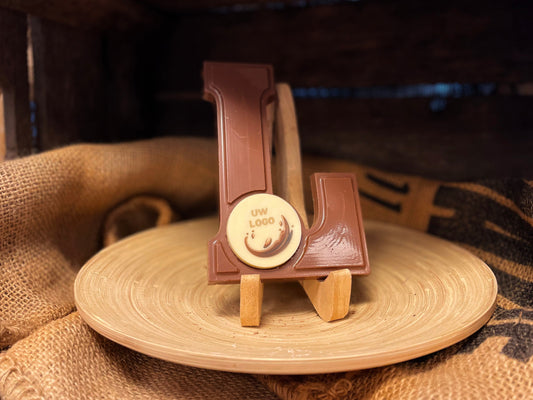 Chocoladeletter L met logo