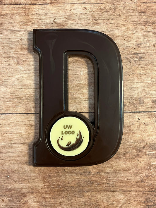 Schokoladenbuchstabe D mit Logo